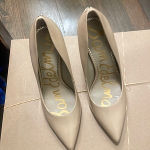 Sam Edelman nude heels. Never worn. Size 9. New with tags